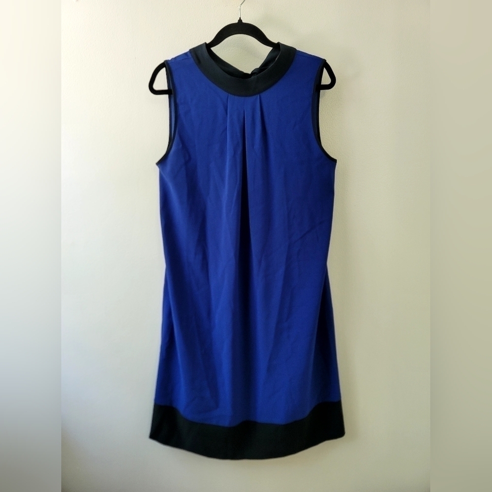 Seventy Classic A line tie on the back midi Dress - Picture 2 of 10